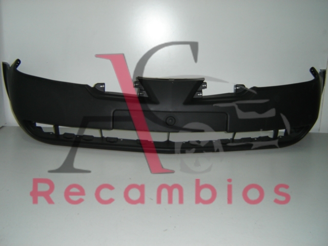 PARAGOLPES DELANTERO NEGRO