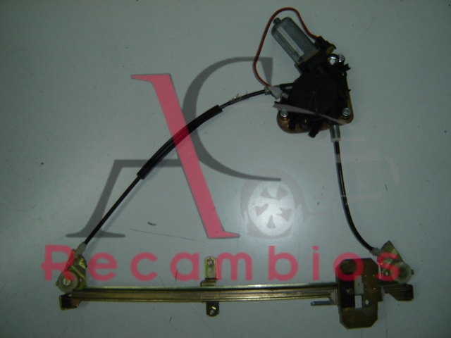 ELEVALUNAS DELANTERO ELECTRICO DERECHO